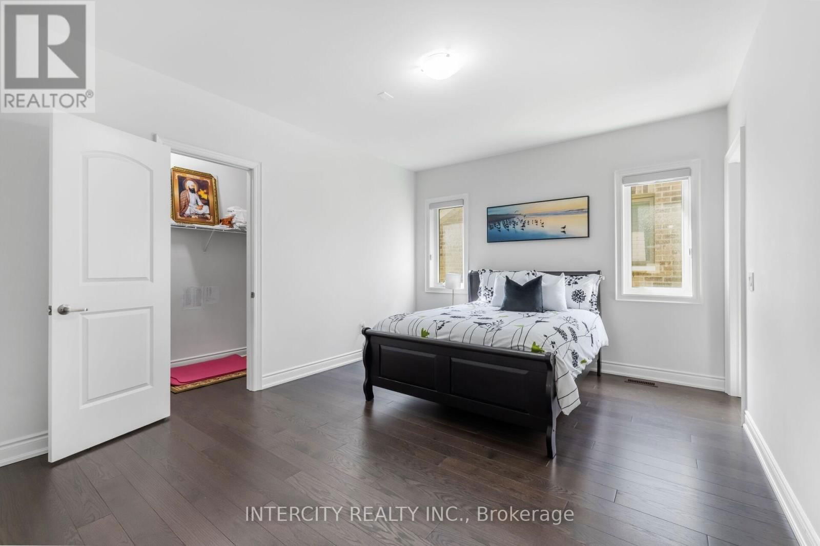 91 RASPBERRY RIDGE AVENUE Image 35