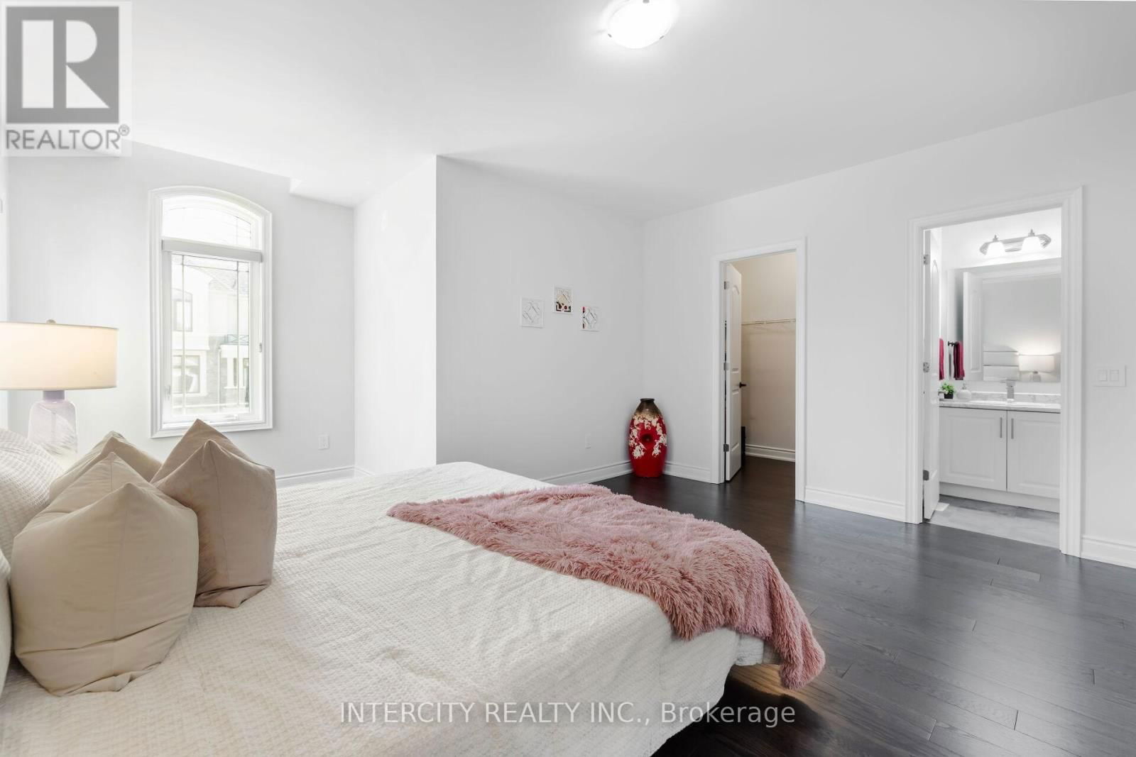 91 RASPBERRY RIDGE AVENUE Image 40
