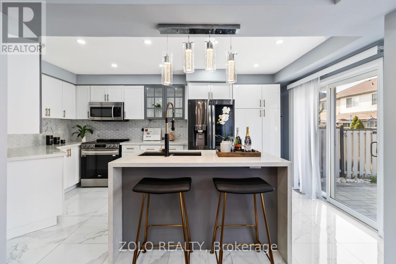 846 LUXTON DRIVE Image 10
