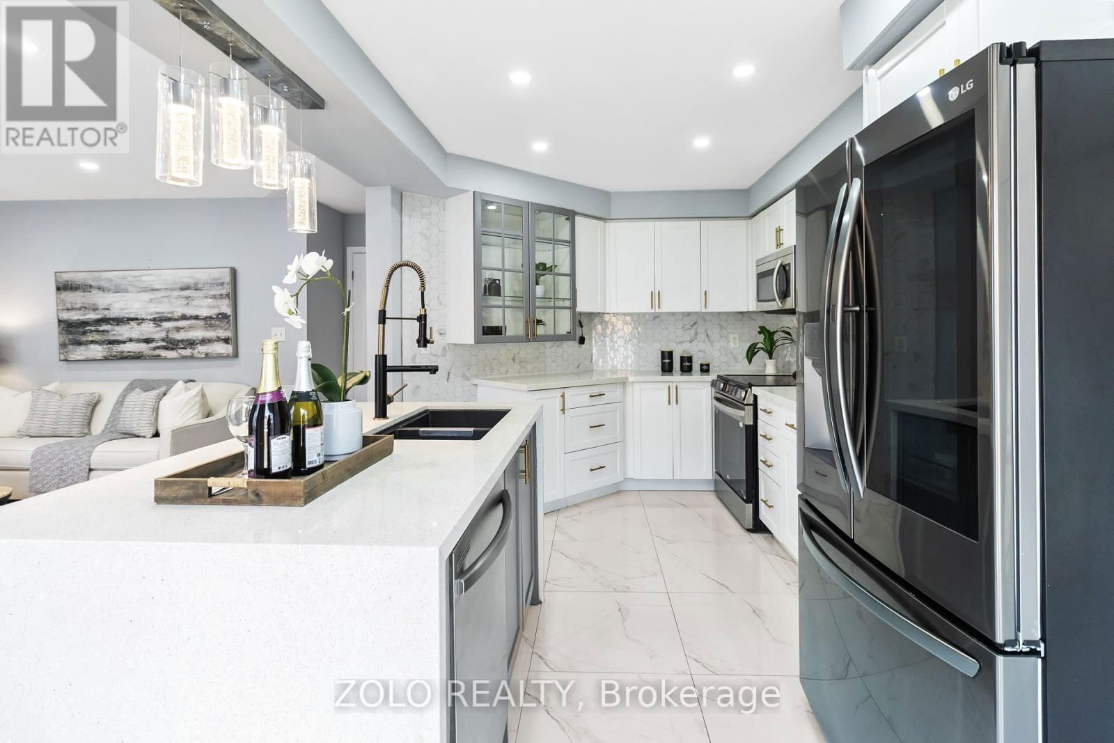 846 LUXTON DRIVE Image 11