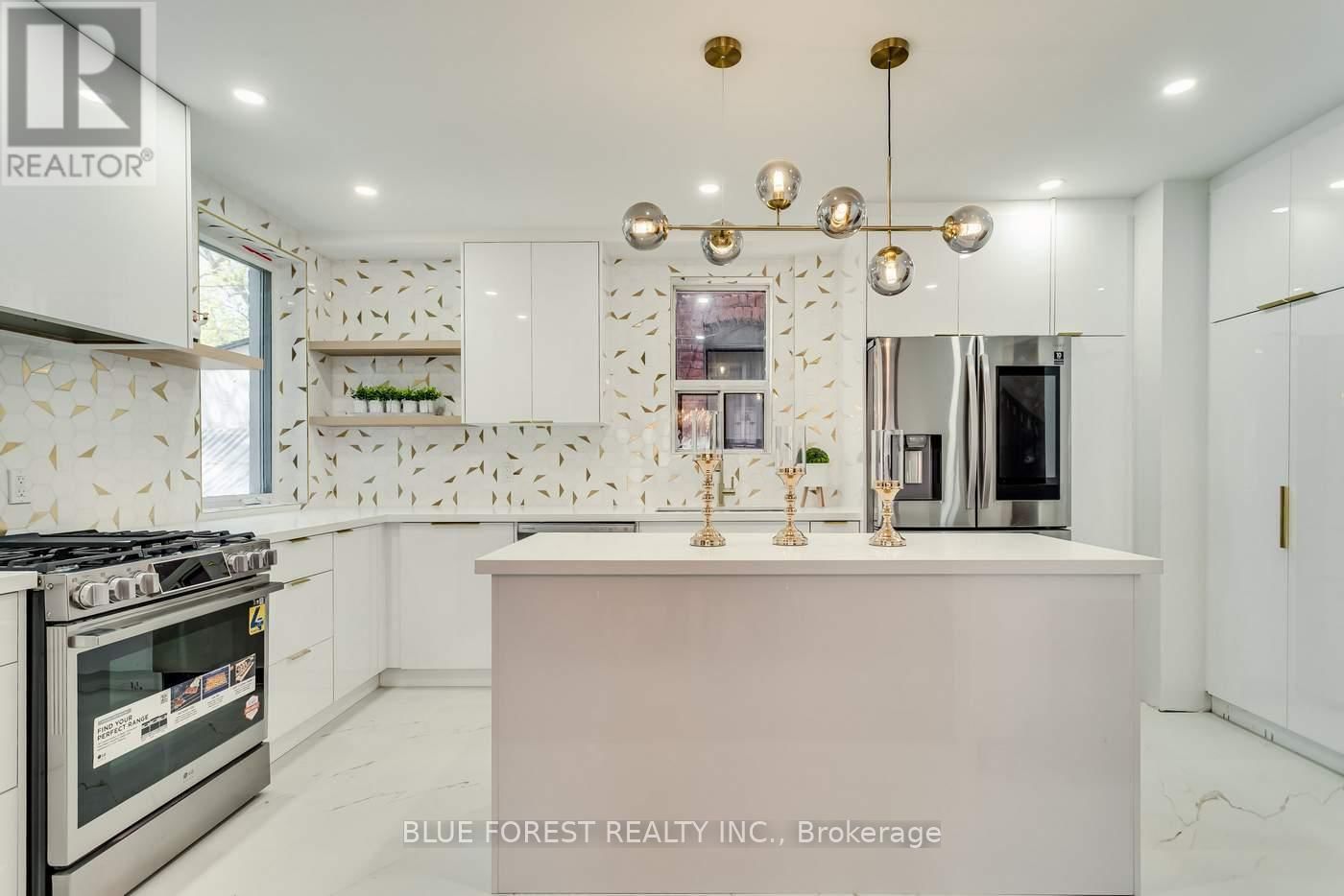 8 LAUDER AVENUE Image 12