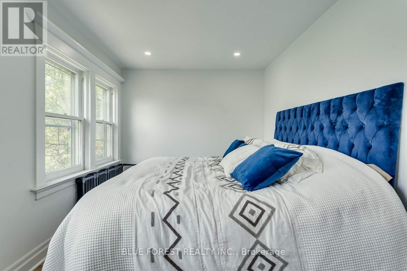 8 LAUDER AVENUE Image 22