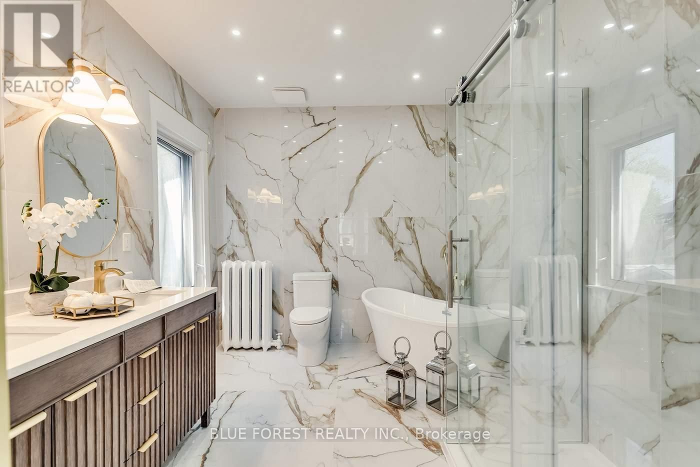 8 LAUDER AVENUE Image 23