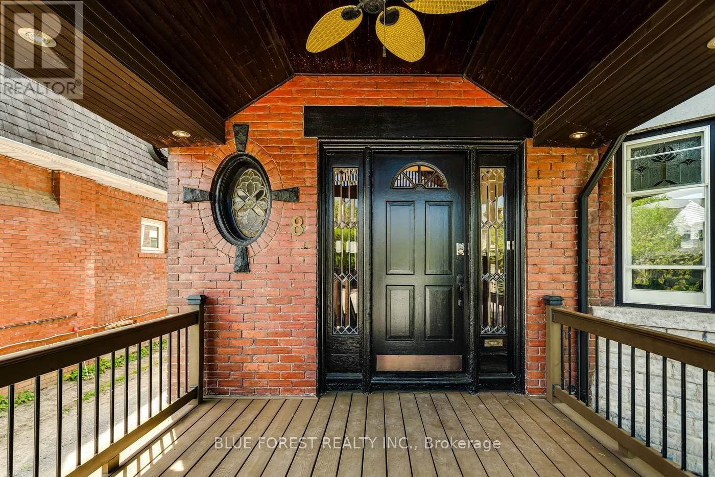 8 LAUDER AVENUE Image 3