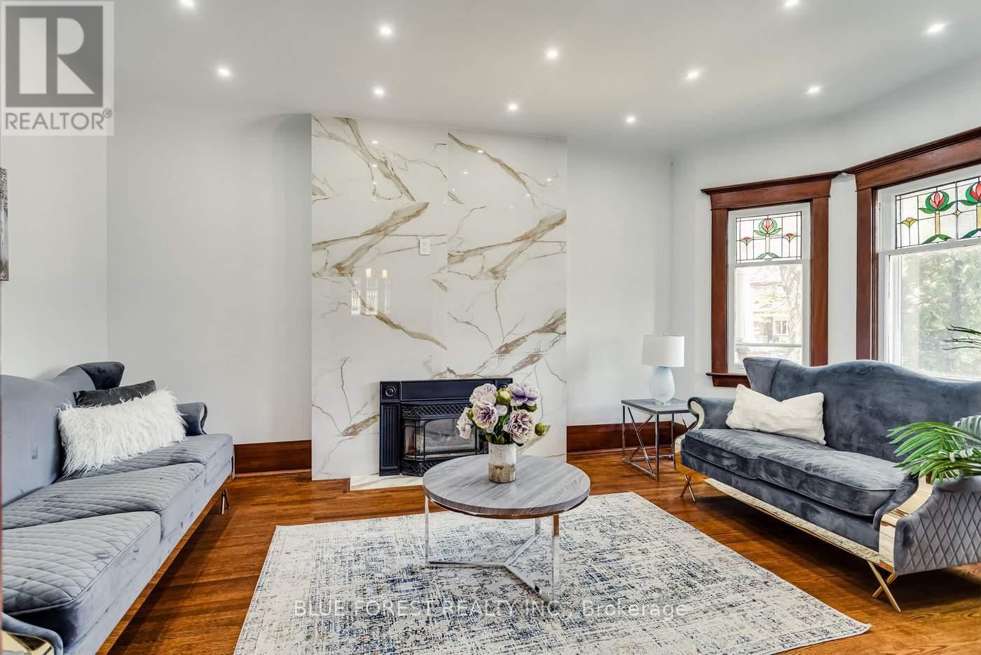 8 LAUDER AVENUE Image 7