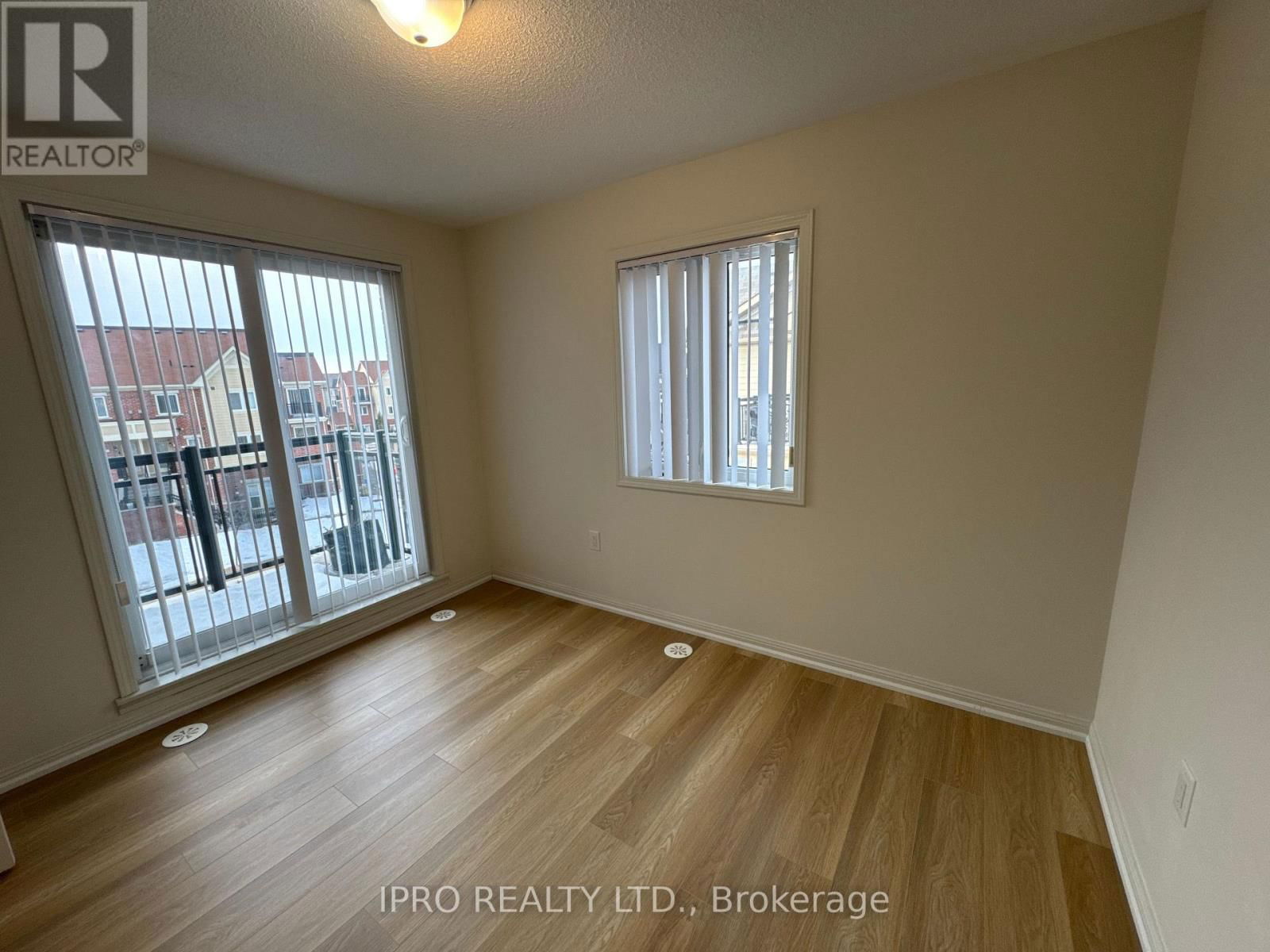 124 - 250 SUNNY MEADOW BOULEVARD WEST Image 15