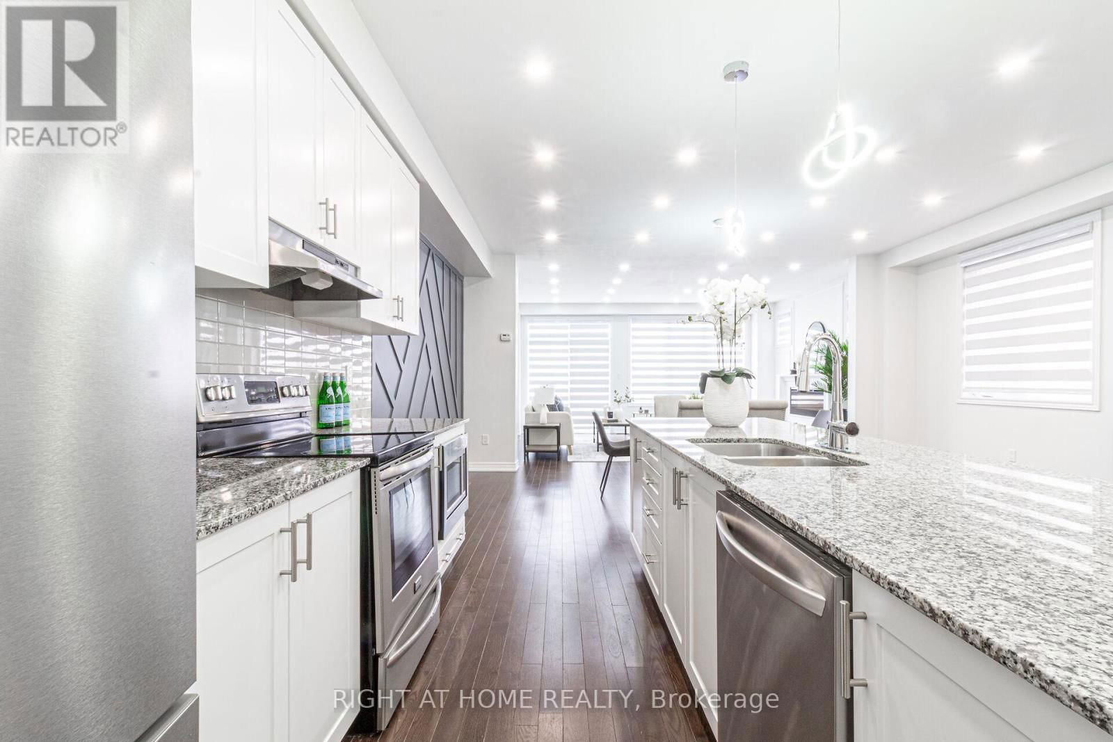 1406 FARMSTEAD DRIVE Image 10