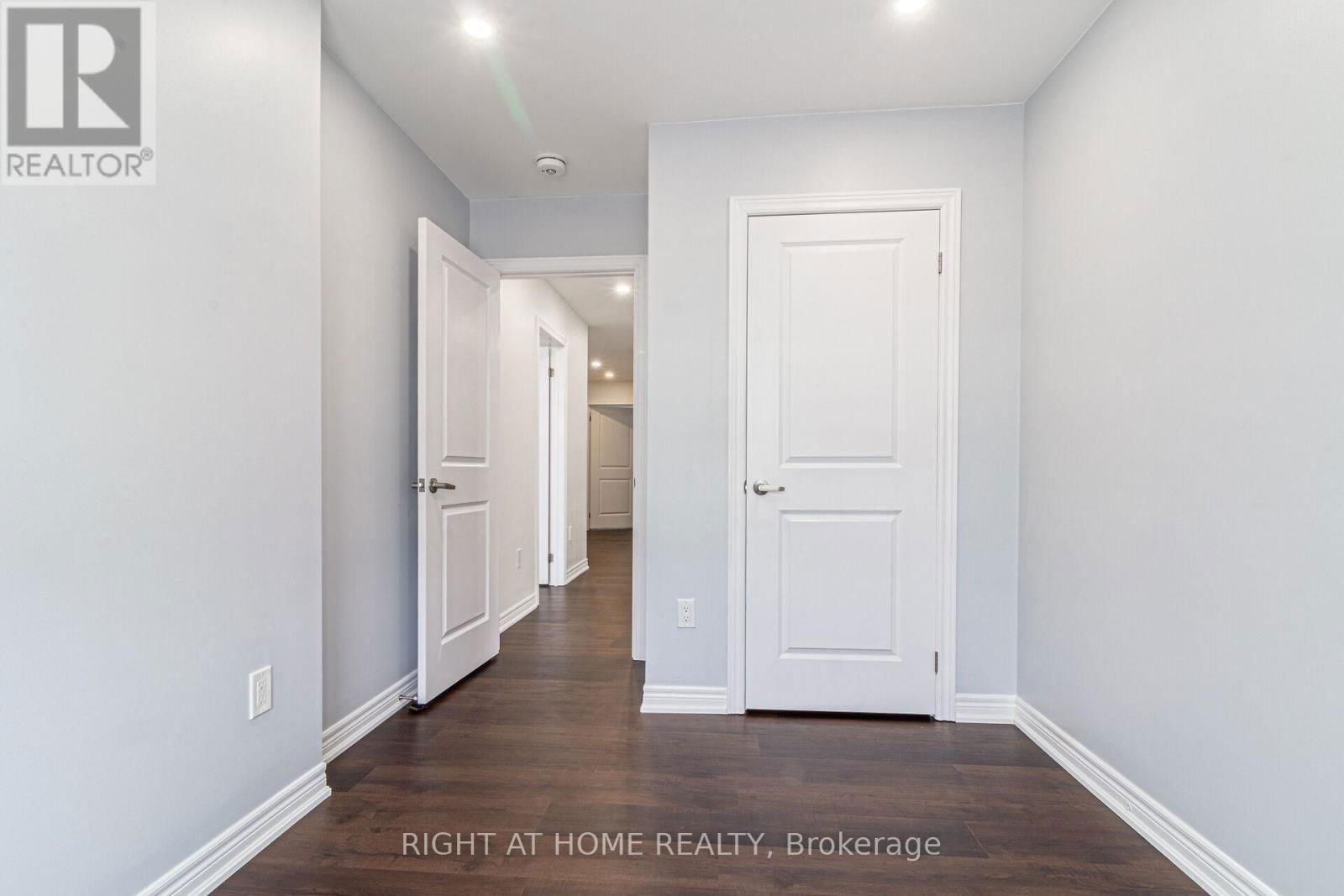 1406 FARMSTEAD DRIVE Image 29