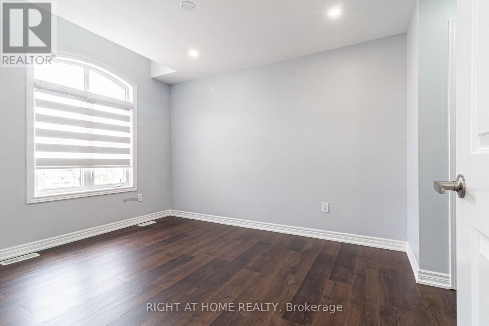 1406 FARMSTEAD DRIVE Image 30