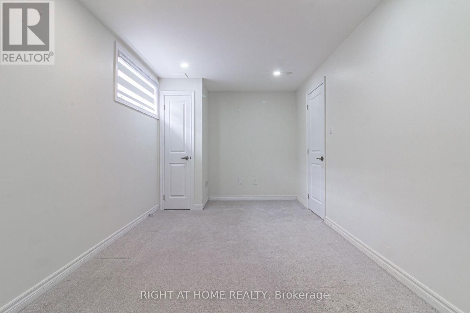 1406 FARMSTEAD DRIVE Image 37