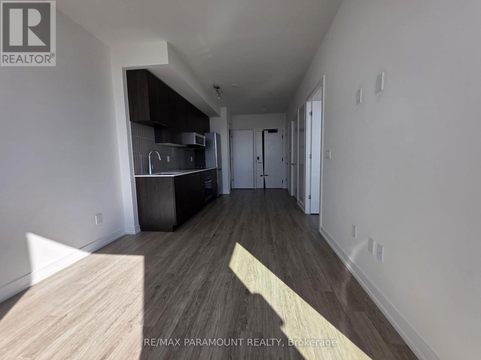 615 - 2501 SAW WHET BOULEVARD Image 16