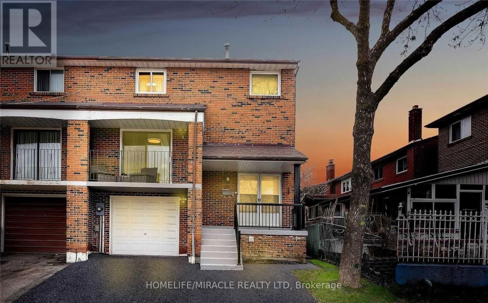 30 BROWNRIDGE CRESCENT Image 1