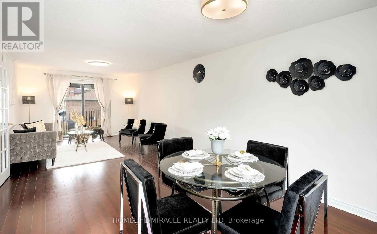 30 BROWNRIDGE CRESCENT Image 11