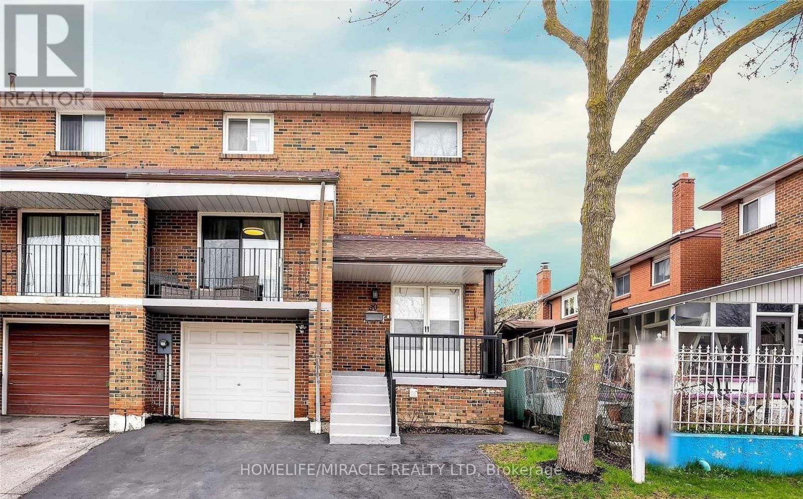 30 BROWNRIDGE CRESCENT Image 2