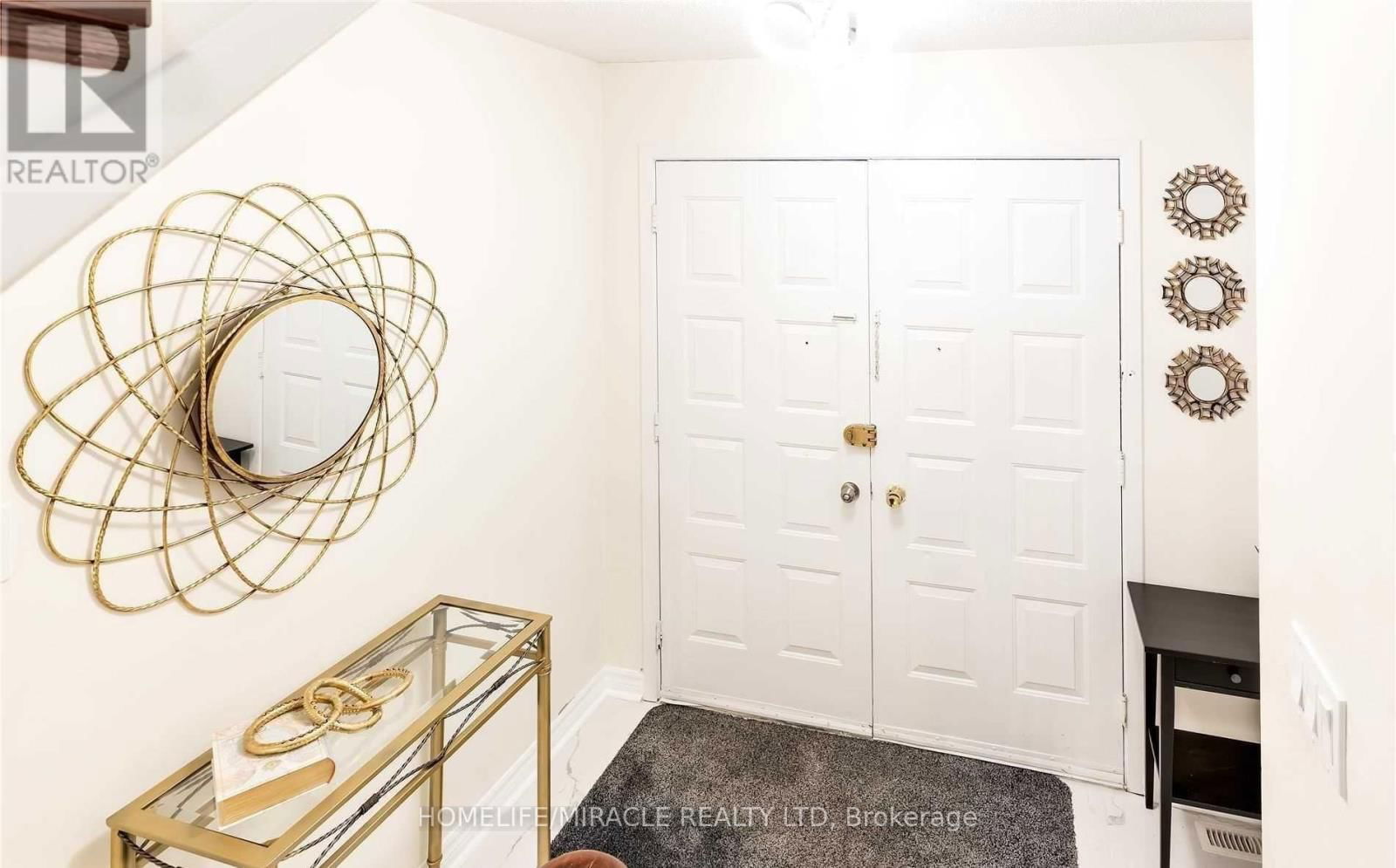 30 BROWNRIDGE CRESCENT Image 3