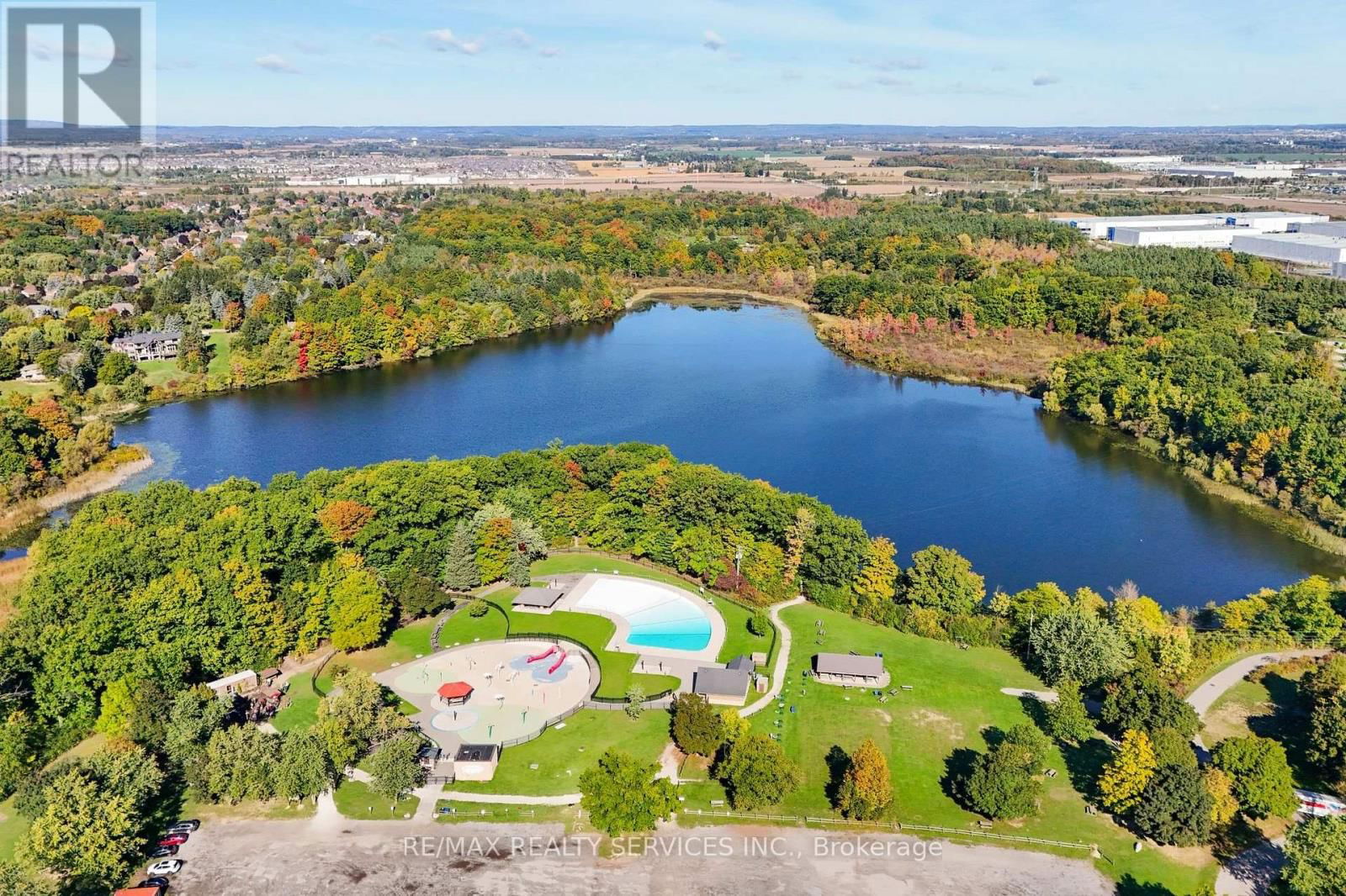 25 BROOKBANK COURT Image 40