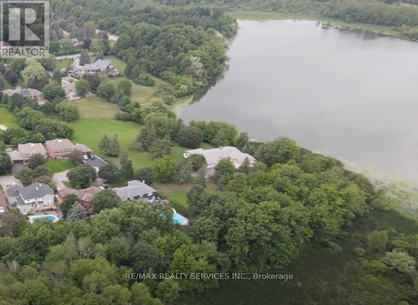 25 BROOKBANK COURT Image 42