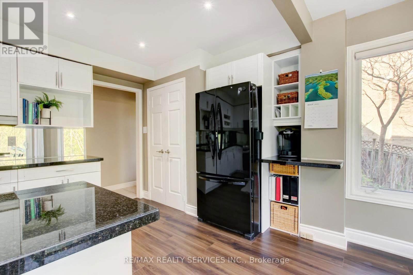 25 BROOKBANK COURT Image 9