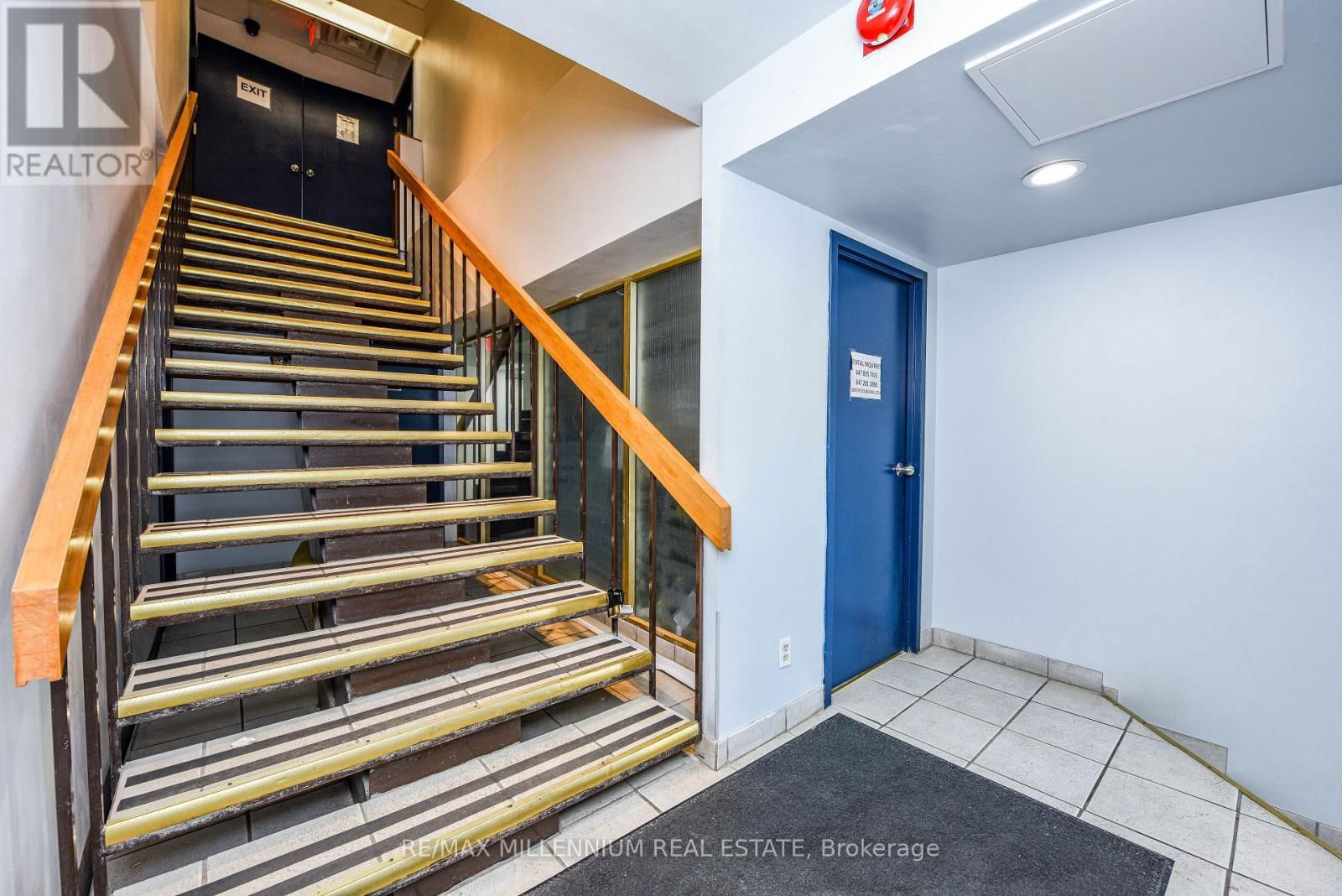 220 - 1300 STEELES AVENUE Image 3