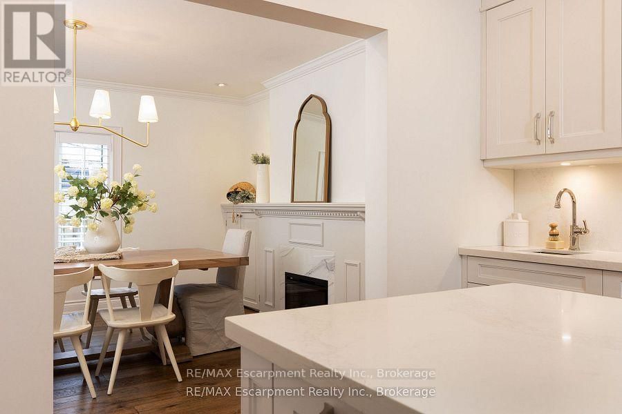 407 TRAFALGAR ROAD Image 12