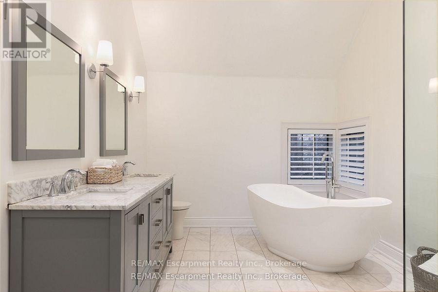407 TRAFALGAR ROAD Image 20