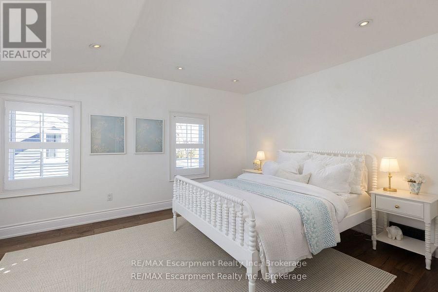 407 TRAFALGAR ROAD Image 22