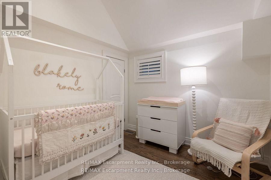 407 TRAFALGAR ROAD Image 24