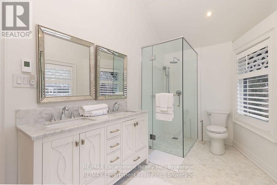 407 TRAFALGAR ROAD Image 25