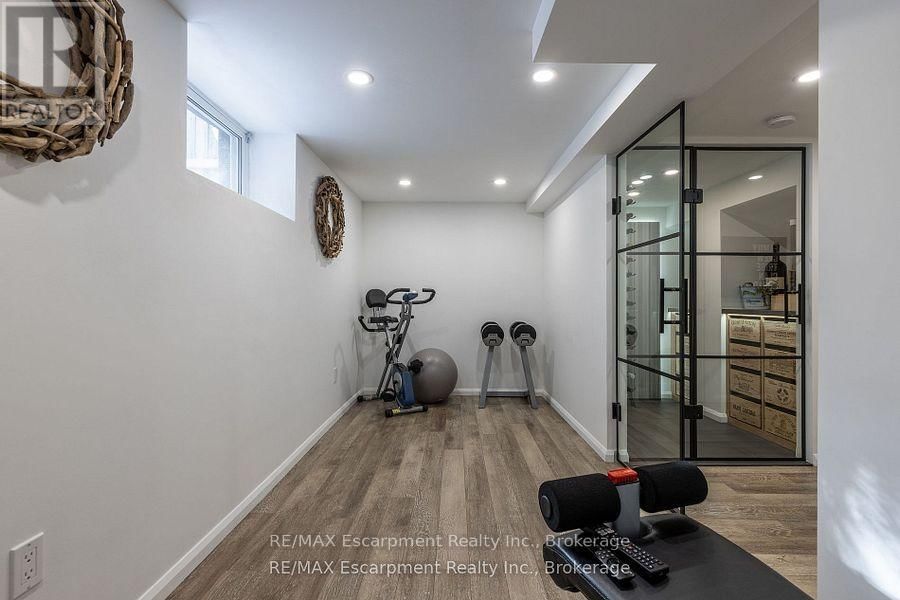 407 TRAFALGAR ROAD Image 29