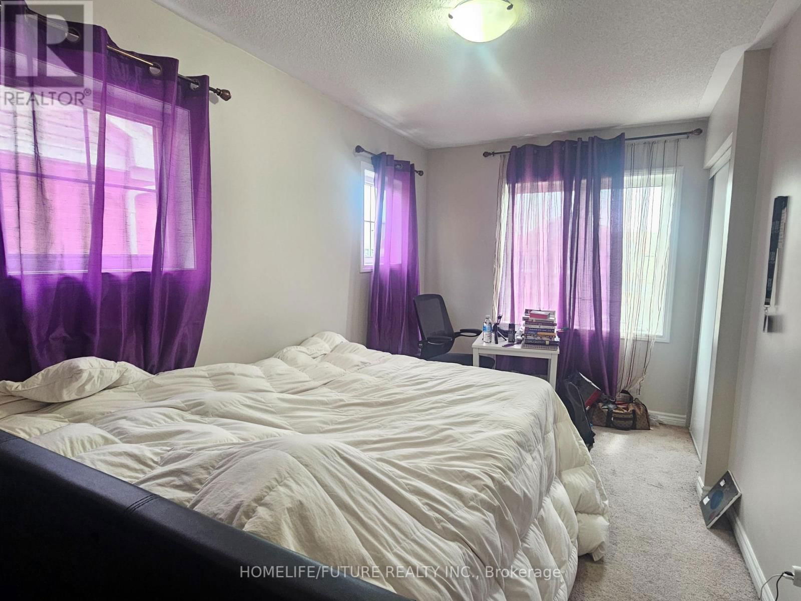 78 ENFORD CRESCENT Image 17