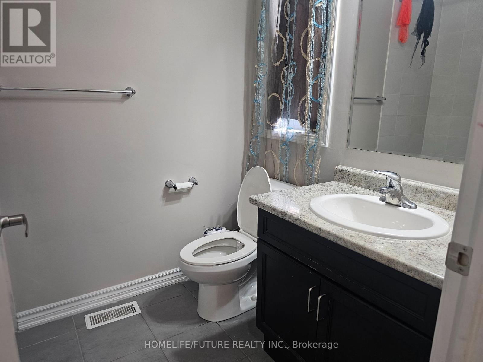 78 ENFORD CRESCENT Image 19
