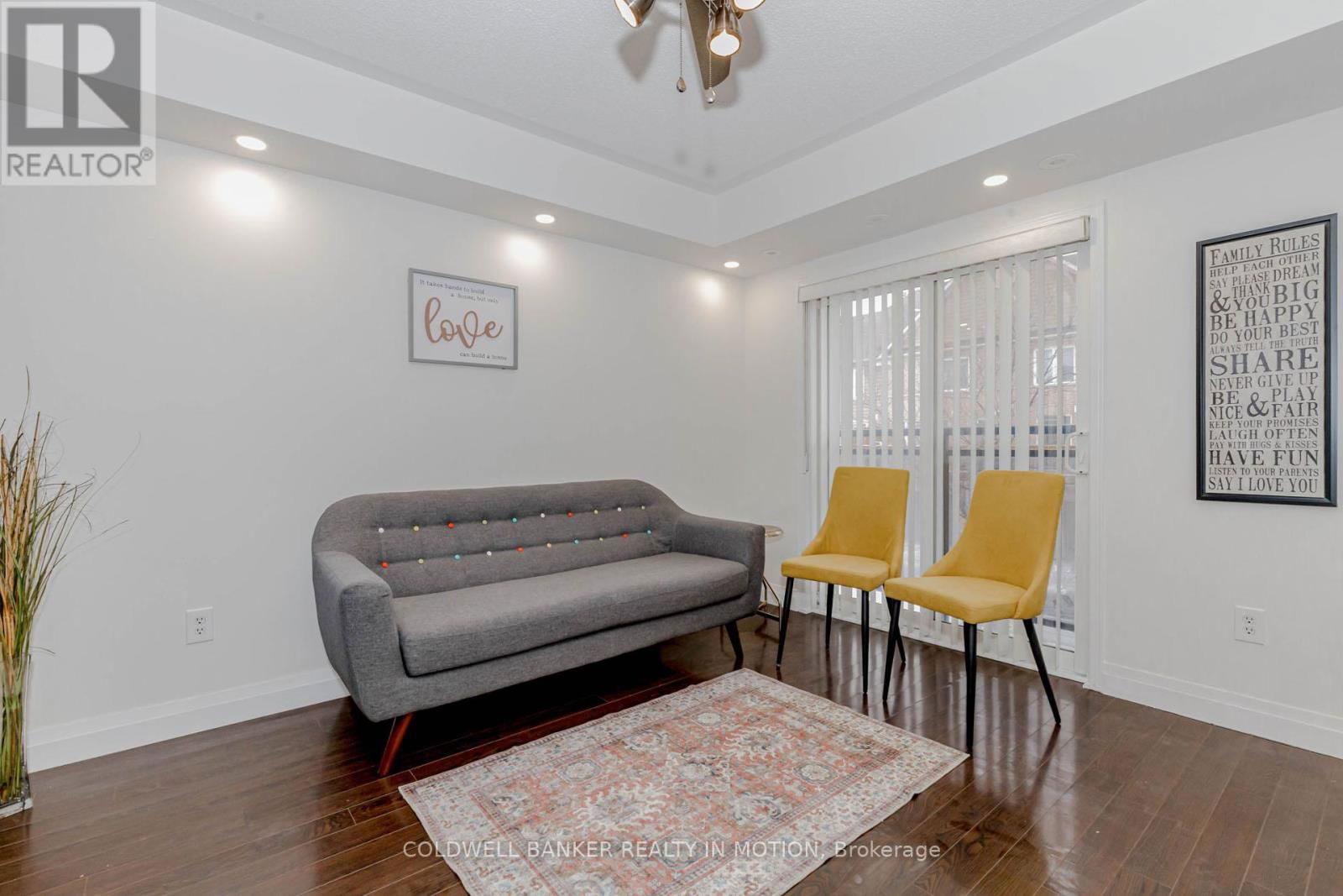 #279 - 4975 SOUTHAMPTON DRIVE Image 16