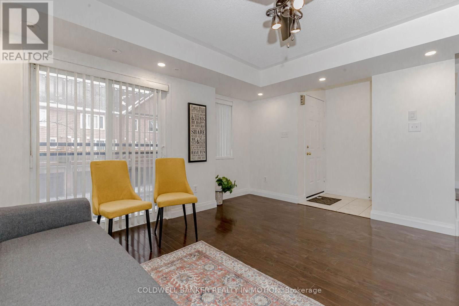 #279 - 4975 SOUTHAMPTON DRIVE Image 17
