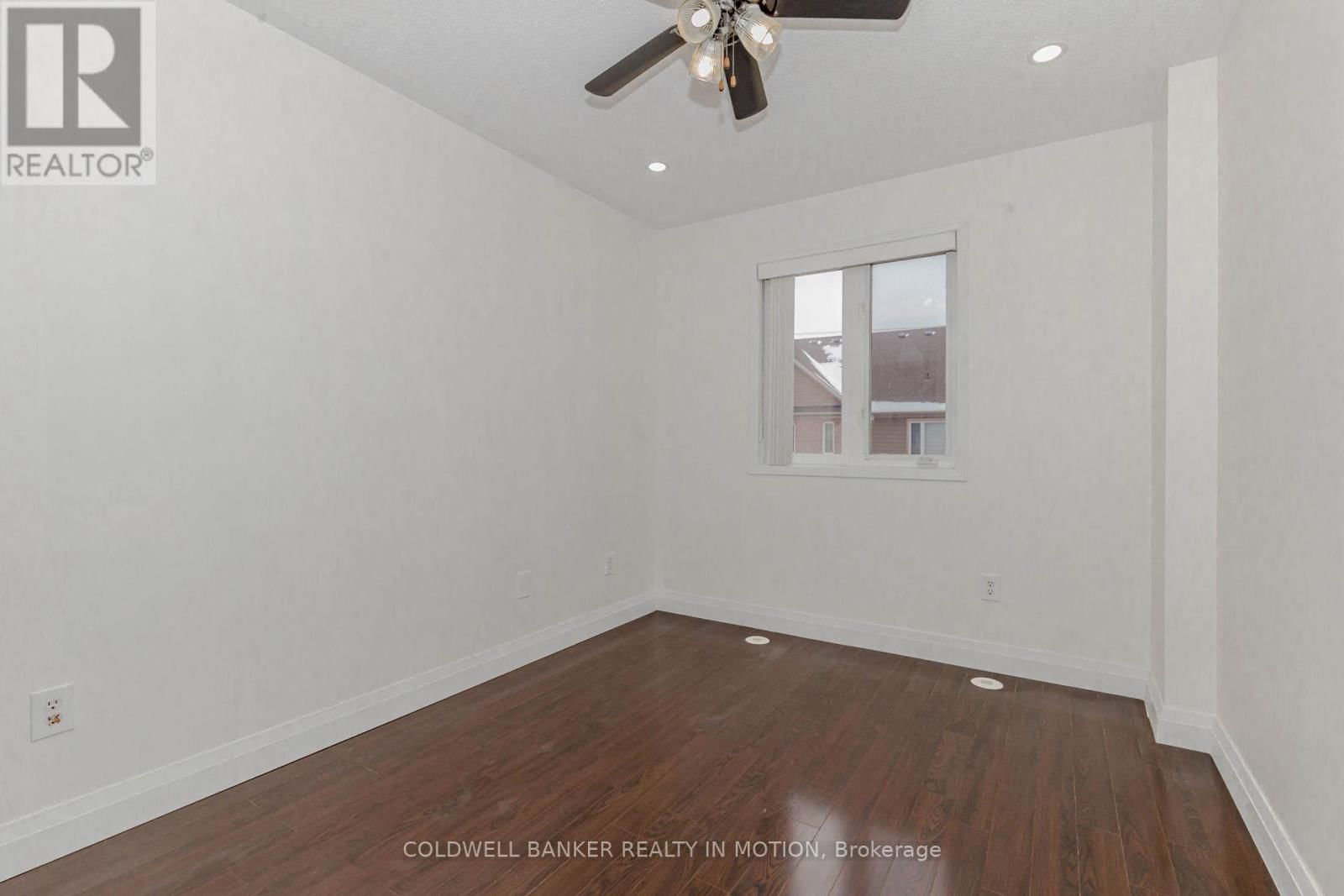 #279 - 4975 SOUTHAMPTON DRIVE Image 30