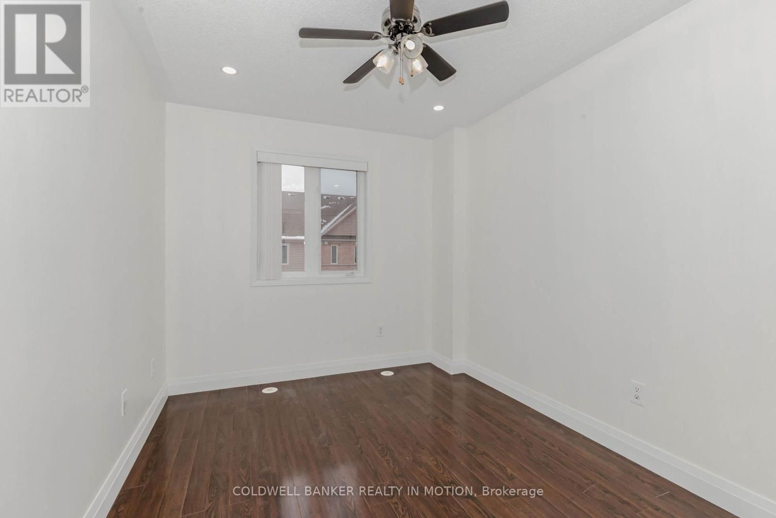 #279 - 4975 SOUTHAMPTON DRIVE Image 31