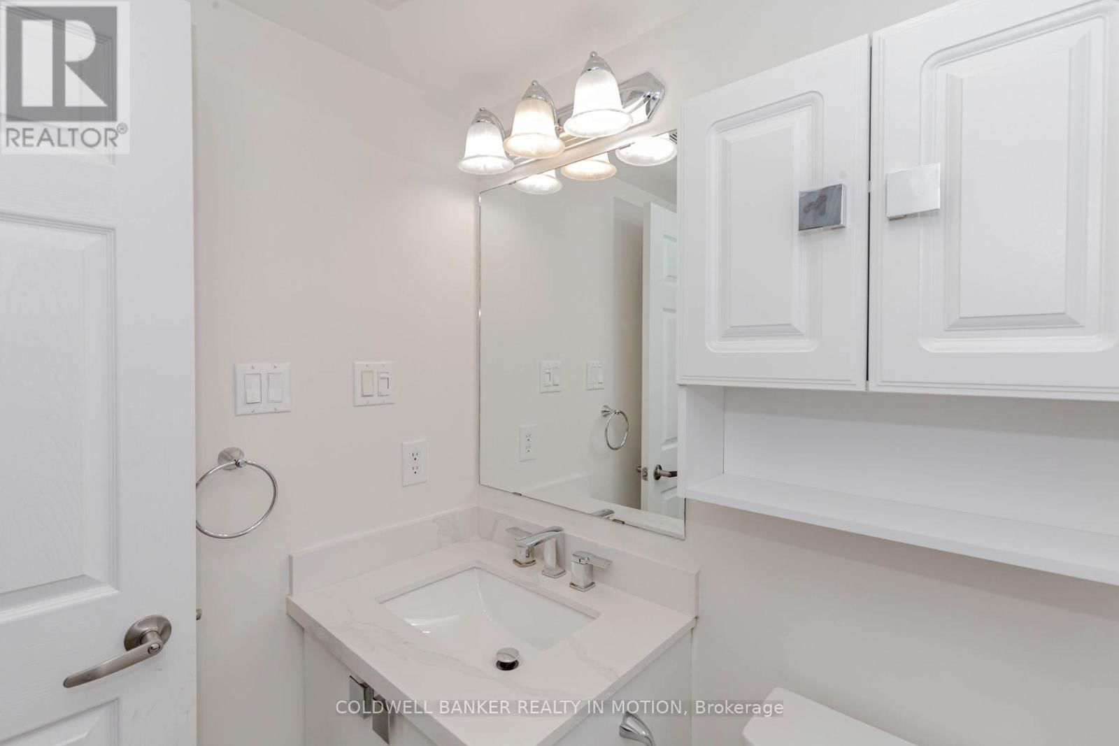 #279 - 4975 SOUTHAMPTON DRIVE Image 33