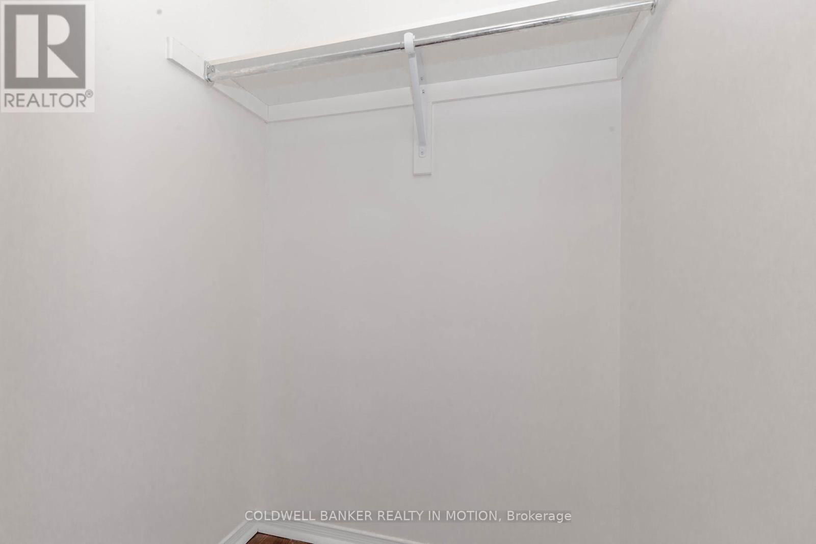 #279 - 4975 SOUTHAMPTON DRIVE Image 35