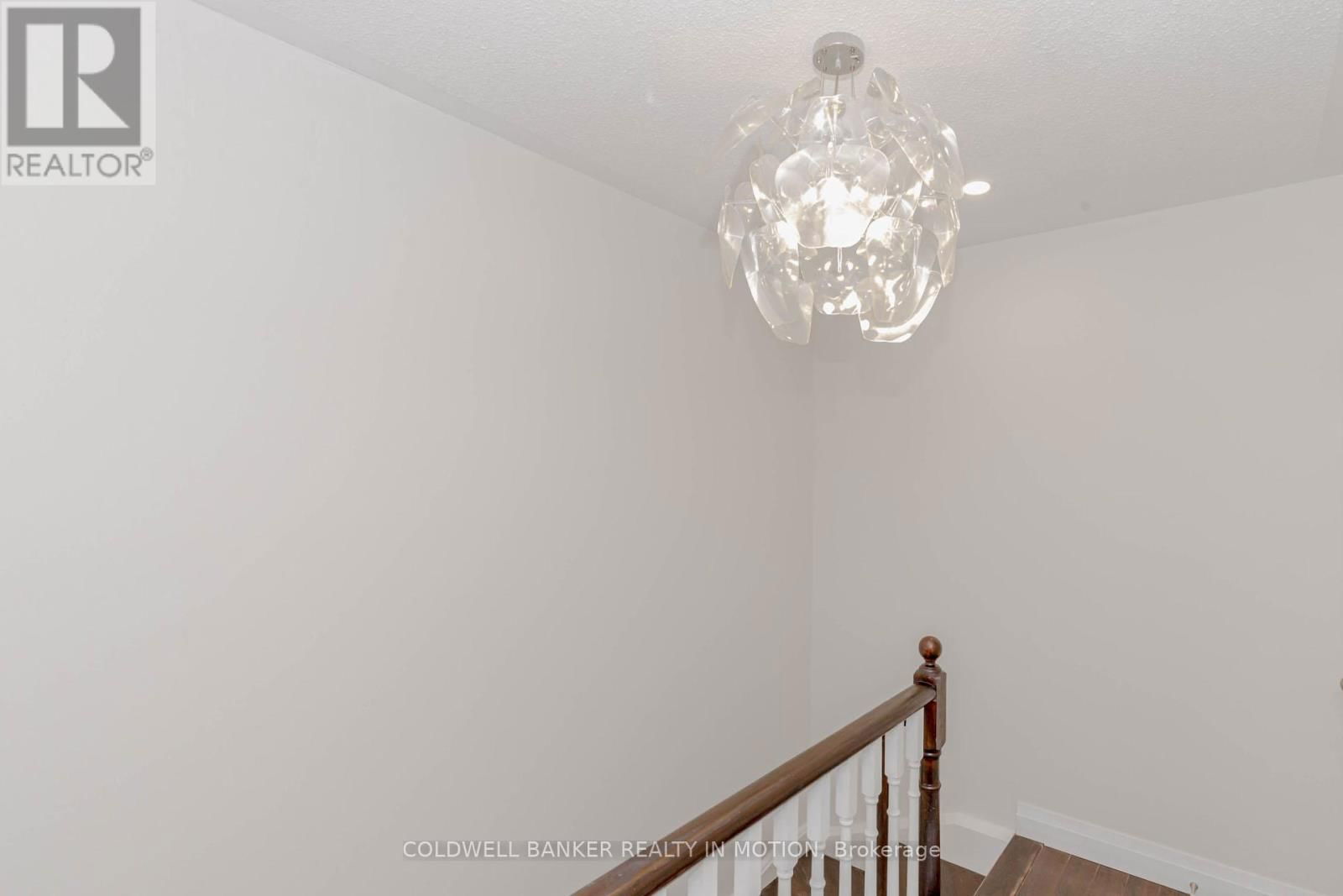 #279 - 4975 SOUTHAMPTON DRIVE Image 41