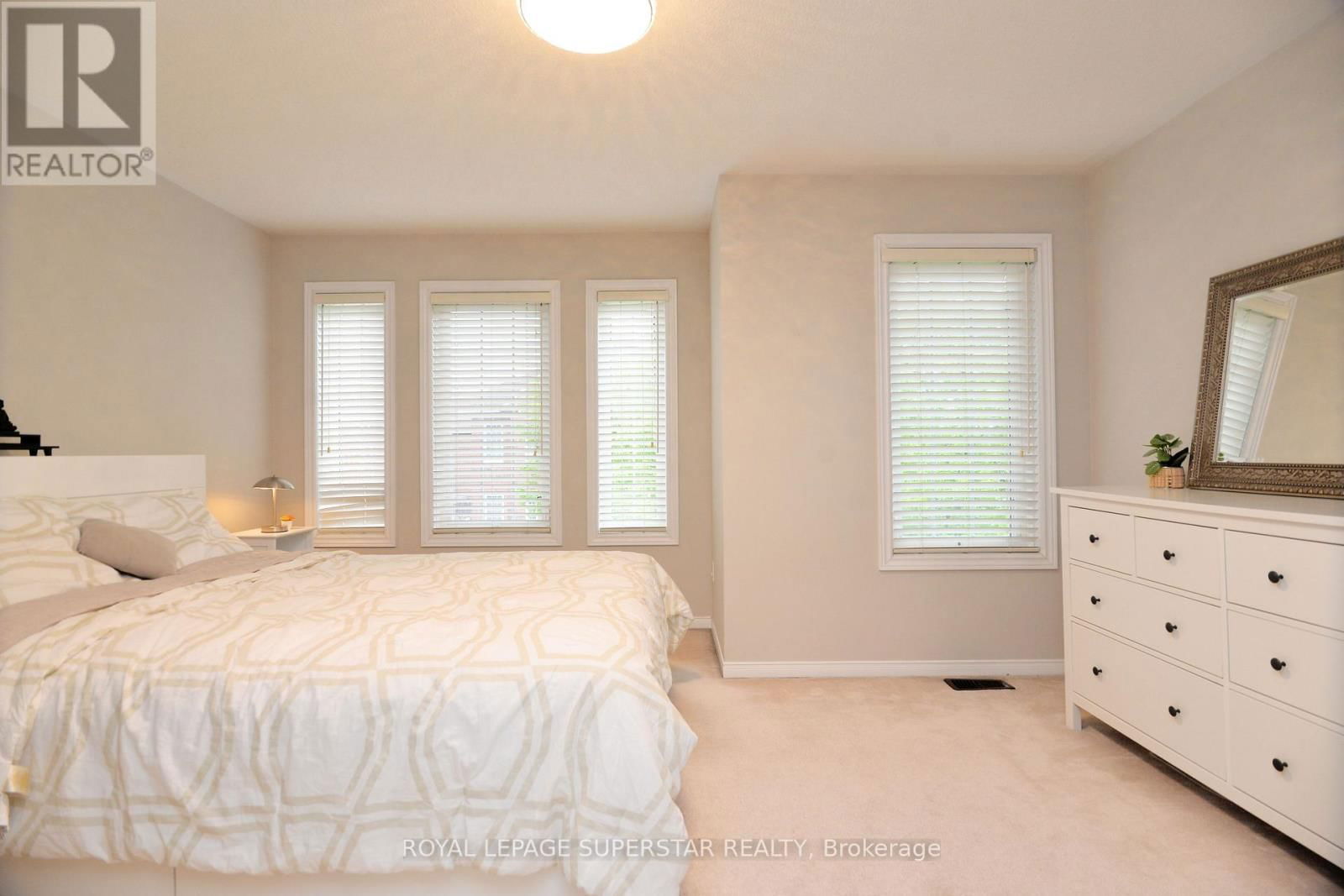 15 GEMSTONE LANE Image 33