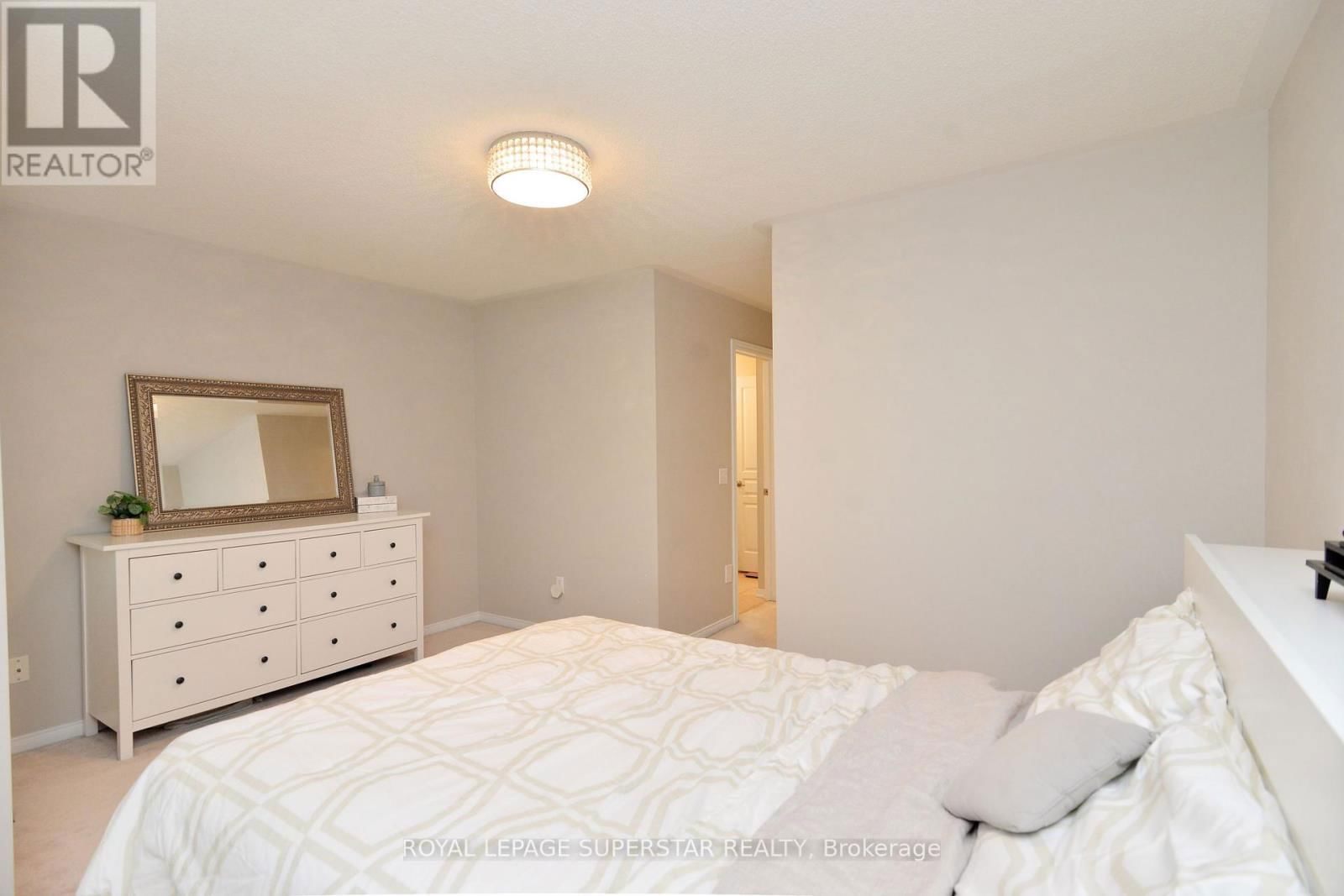 15 GEMSTONE LANE Image 36