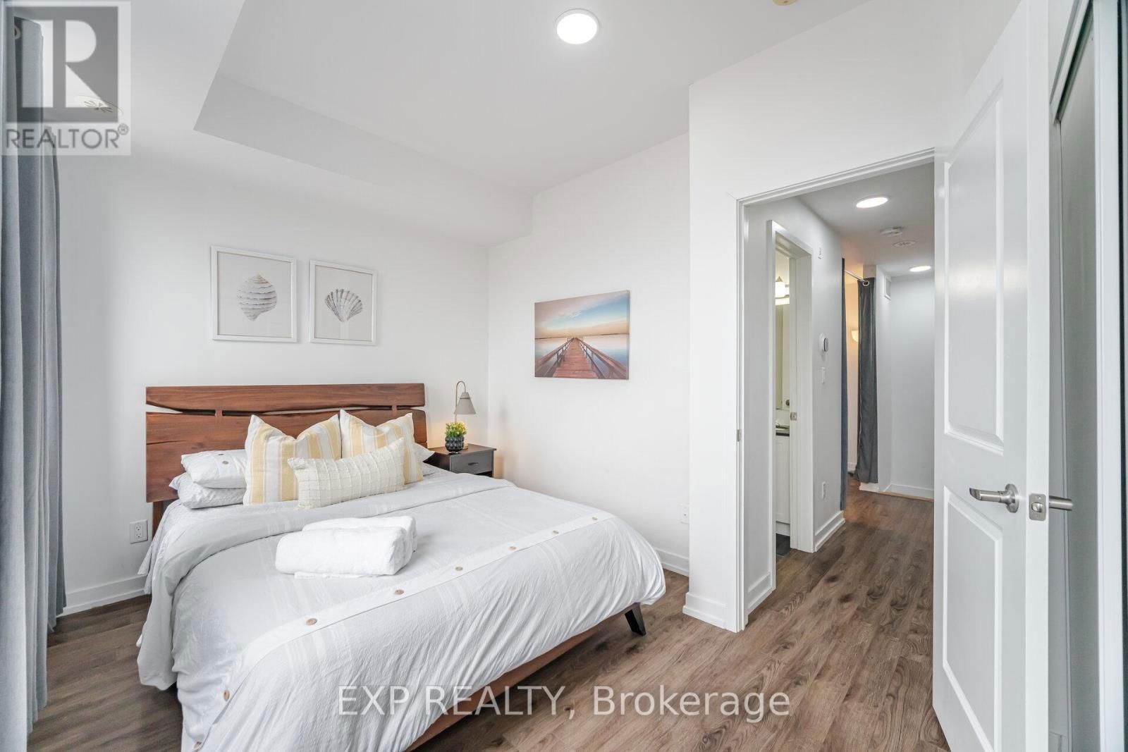 2A - 867 WILSON AVENUE Image 17