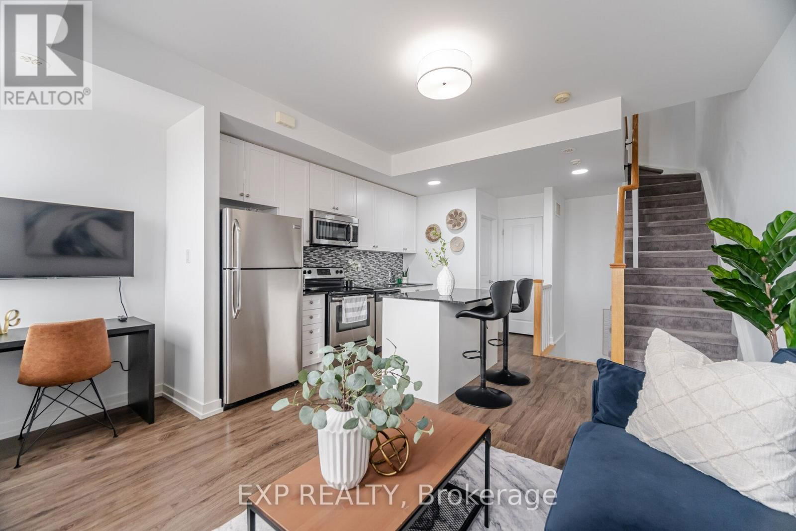 2A - 867 WILSON AVENUE Image 5