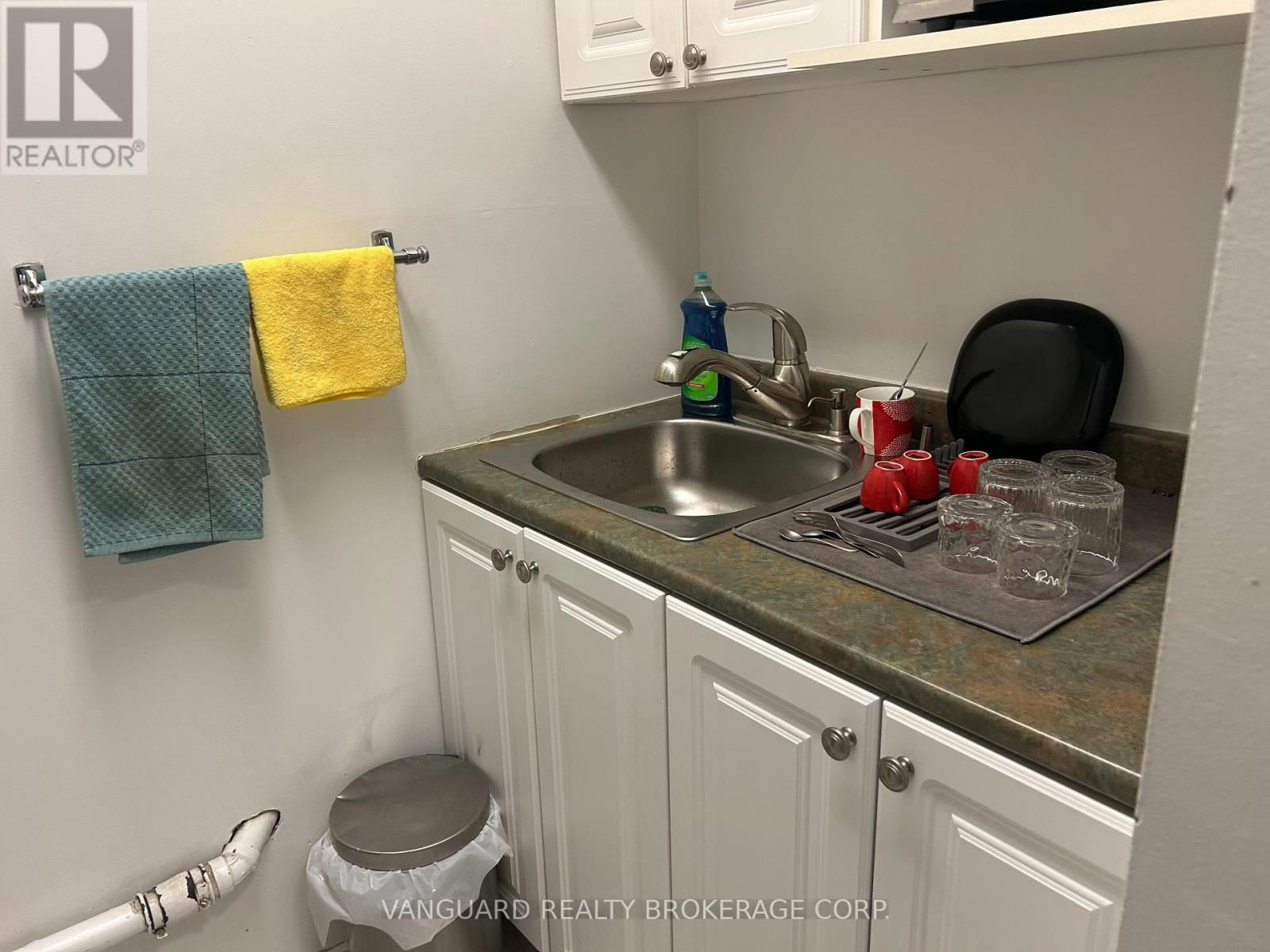 5 - 17 CANSO ROAD Image 4