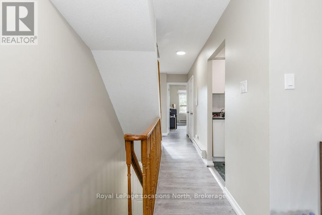 191 EARLSCOURT AVENUE Image 18