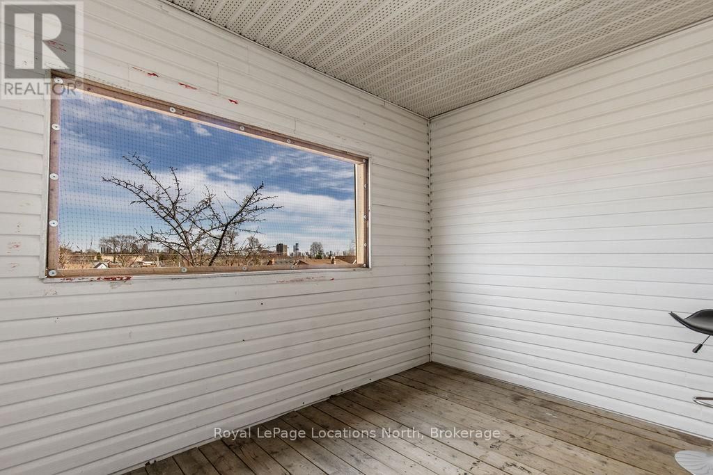 191 EARLSCOURT AVENUE Image 21