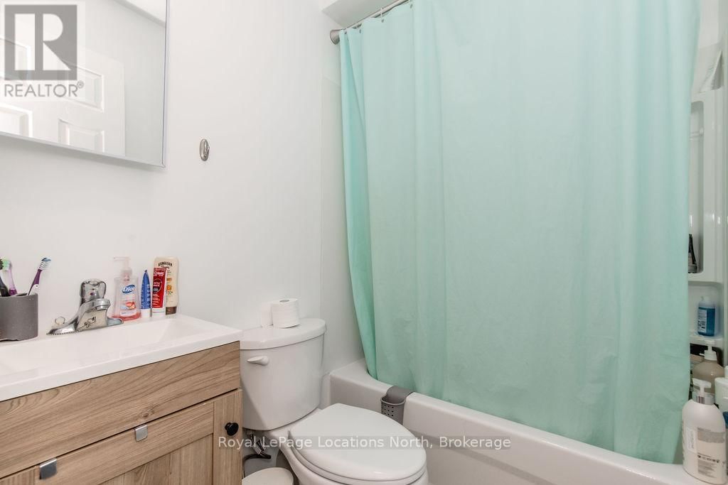 191 EARLSCOURT AVENUE Image 23