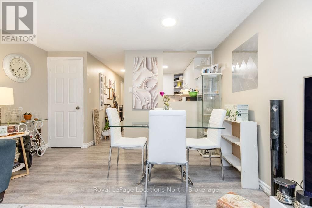 191 EARLSCOURT AVENUE Image 30