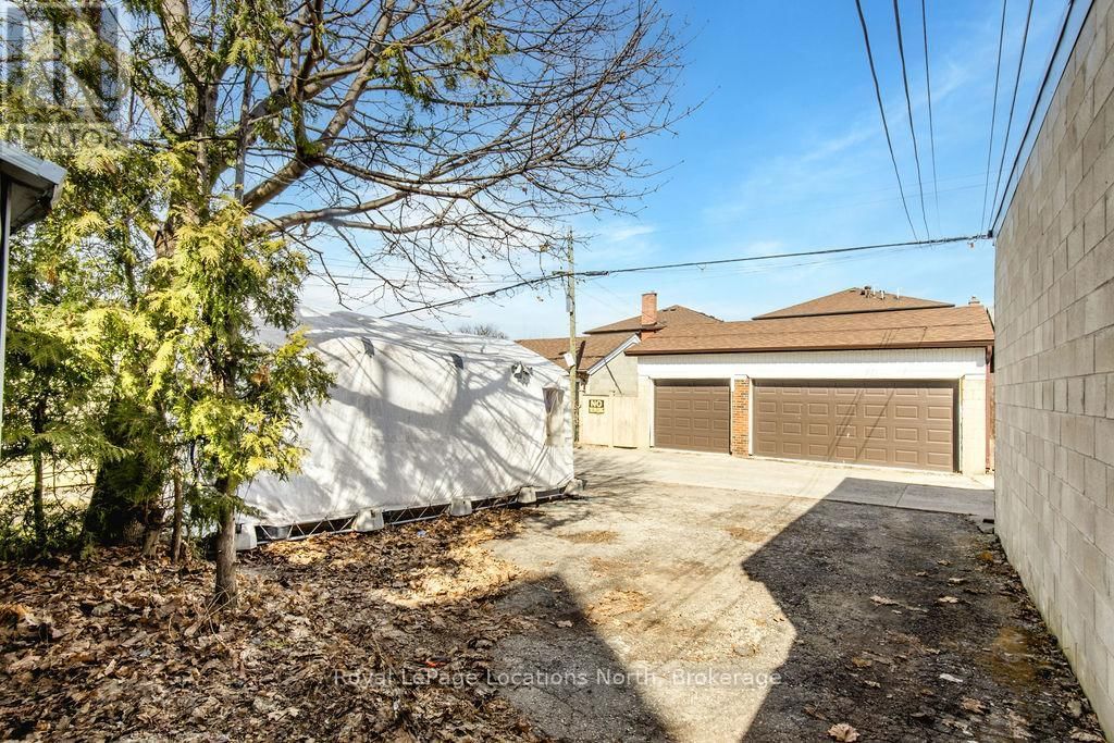 191 EARLSCOURT AVENUE Image 37