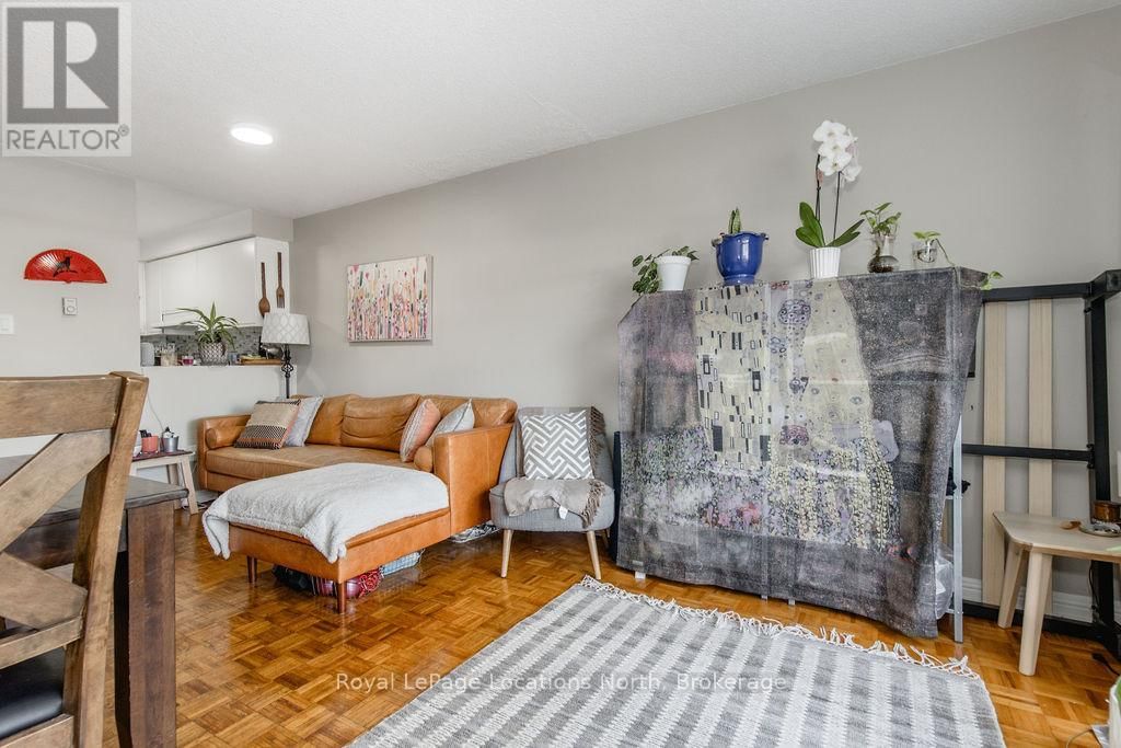 191 EARLSCOURT AVENUE Image 6