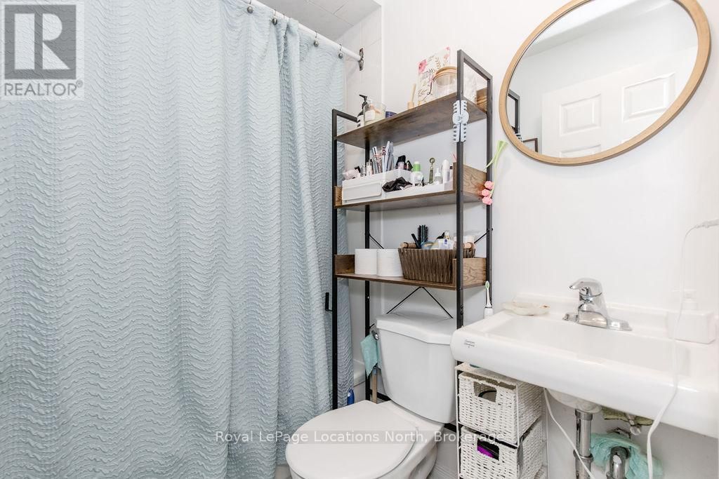 191 EARLSCOURT AVENUE Image 9